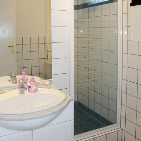 Апартаменты Le Colibri By Interhome